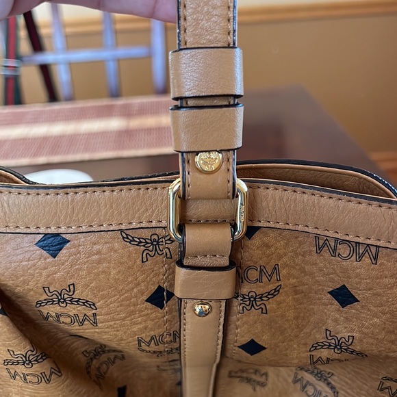 MCM - Picture 7 of 16